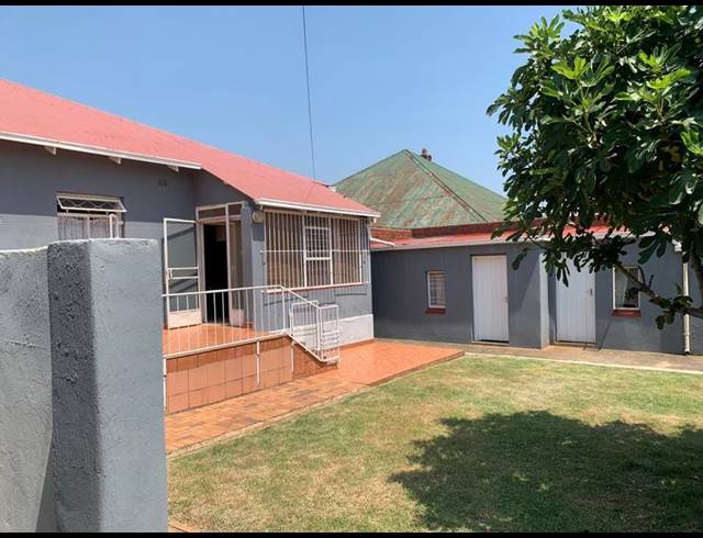 3 BEDROOM HOUSE FOR SALE IN KENSINGTON